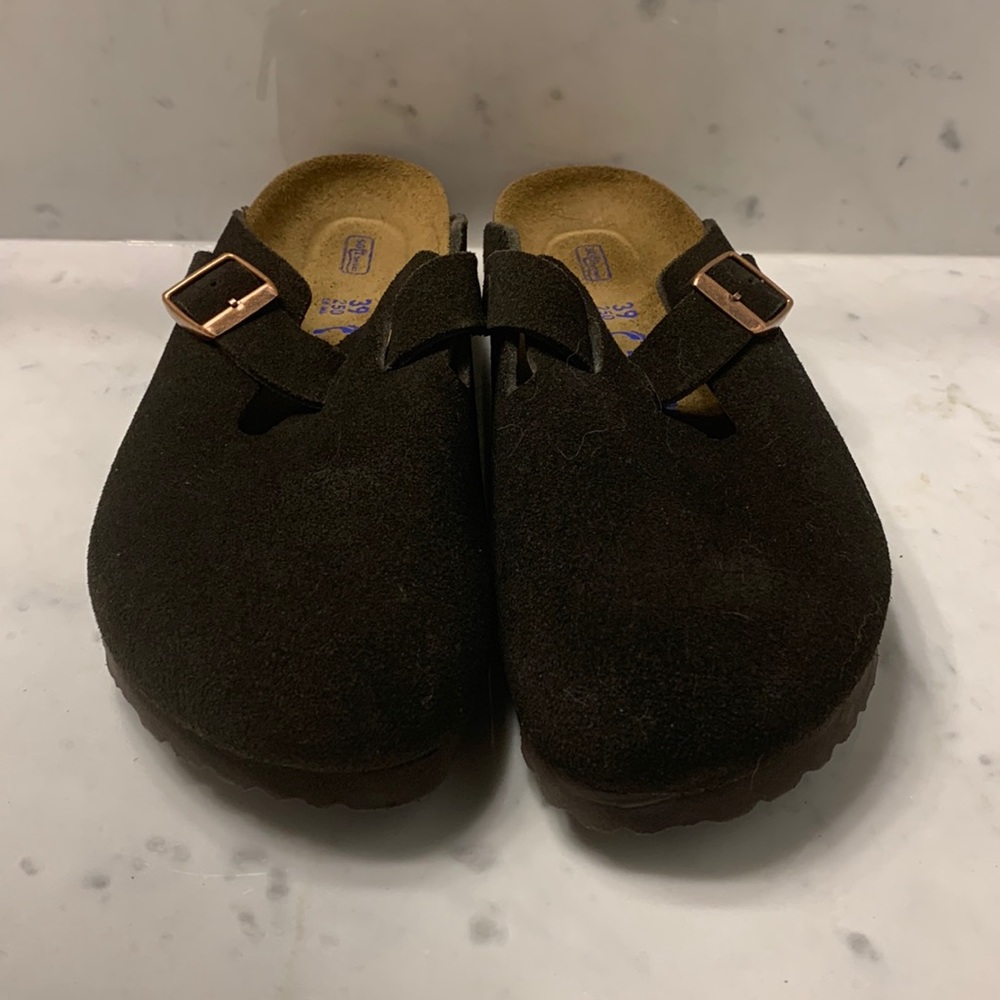 Birkenstocks Boston Brown Suede Size 39.